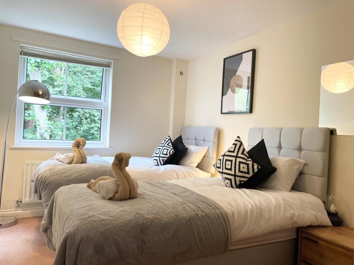 Best Price - Amazing 2 Bed 2 Bath - 4 Singles Or Super King Beds, 10 Min Walk To City Centre, 5 Minute Walk To Mayflower Theatre, Smart Tv, Ensuite, Balcony, Free Parking Σαουθάμπτον Εξωτερικό φωτογραφία