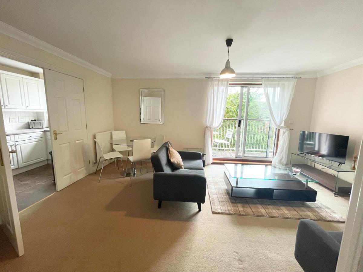 Best Price - Amazing 2 Bed 2 Bath - 4 Singles Or Super King Beds, 10 Min Walk To City Centre, 5 Minute Walk To Mayflower Theatre, Smart Tv, Ensuite, Balcony, Free Parking Σαουθάμπτον Εξωτερικό φωτογραφία